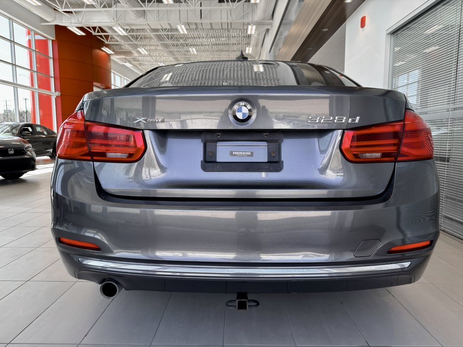 BMW 3 Series 328d xDrive 2016-9