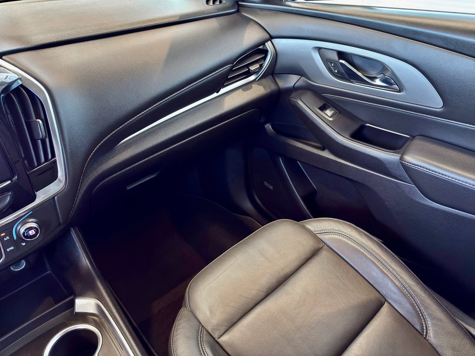 2020 Chevrolet Traverse RS-19
