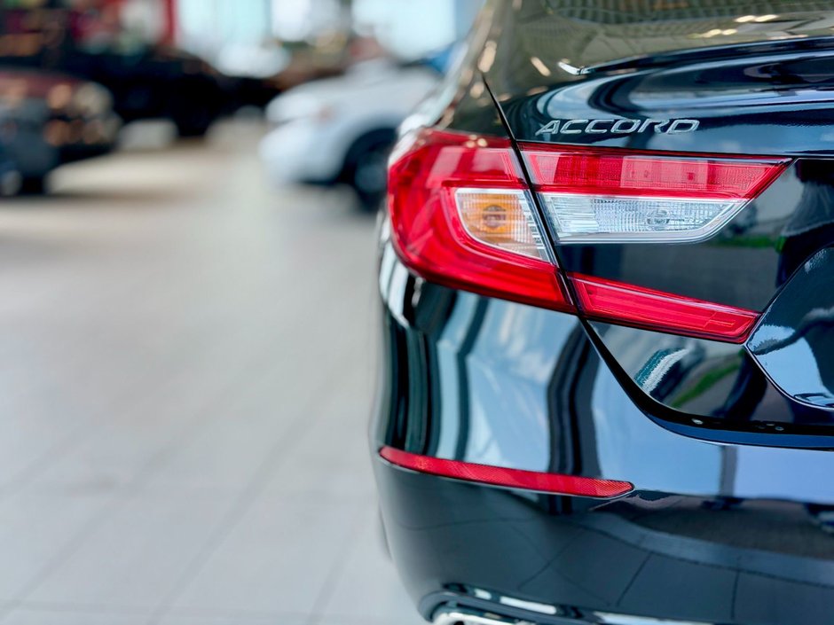 2022 Honda Accord Sedan Sport 2.0-10