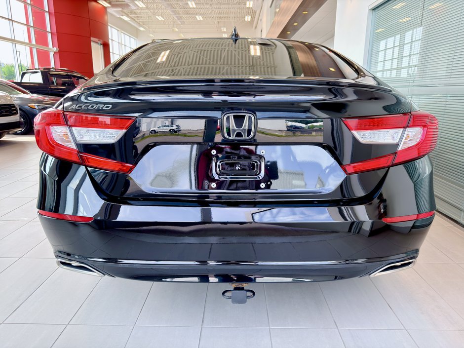 2022 Honda Accord Sedan Sport 2.0-8