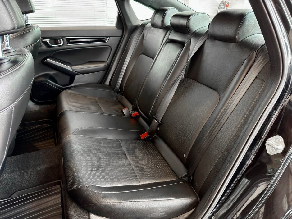 Honda Civic Sedan Hybrid Sport Touring 2025-12