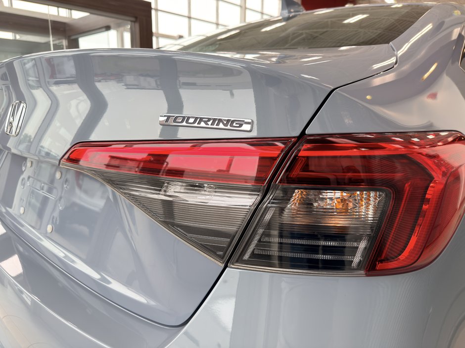 2022 Honda Civic Sedan Touring-10