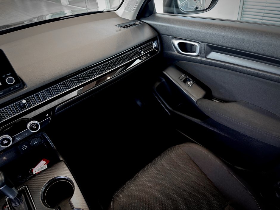 2023 Honda Civic Sedan LX-18