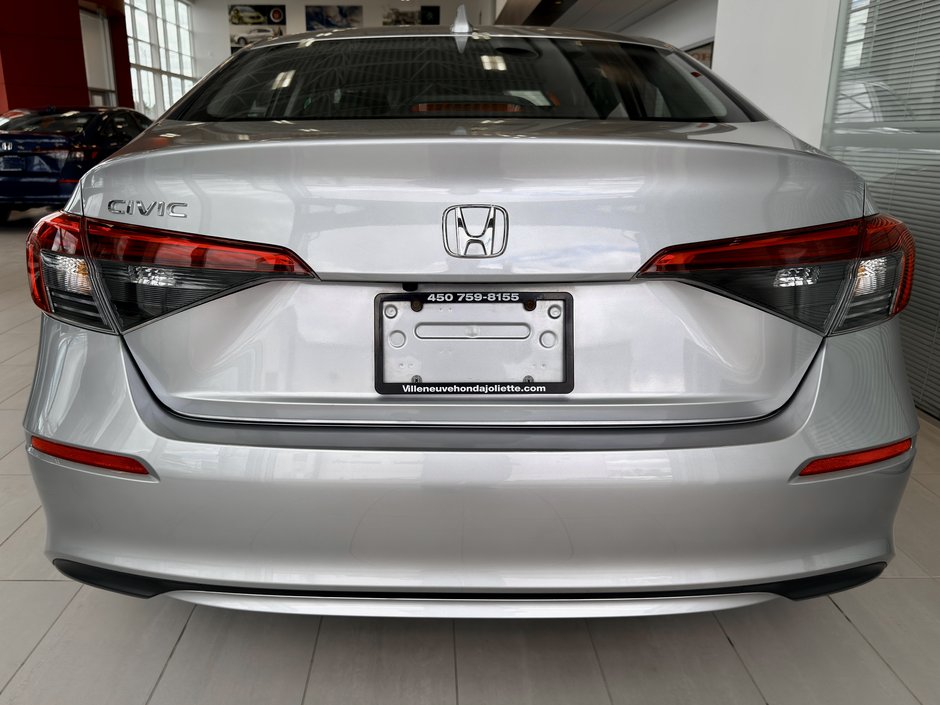Honda Civic Sedan EX 2024-10