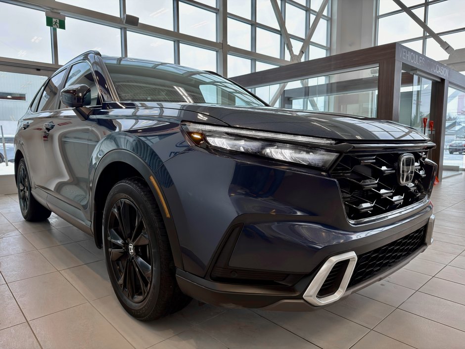 Honda CR-V Hybrid Touring 2023-3