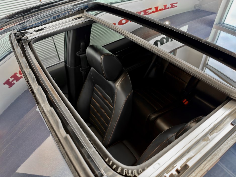 Honda CR-V Hybrid Touring 2023-14