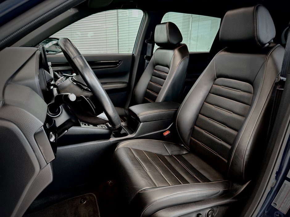 Honda CR-V Hybrid Touring 2023-17