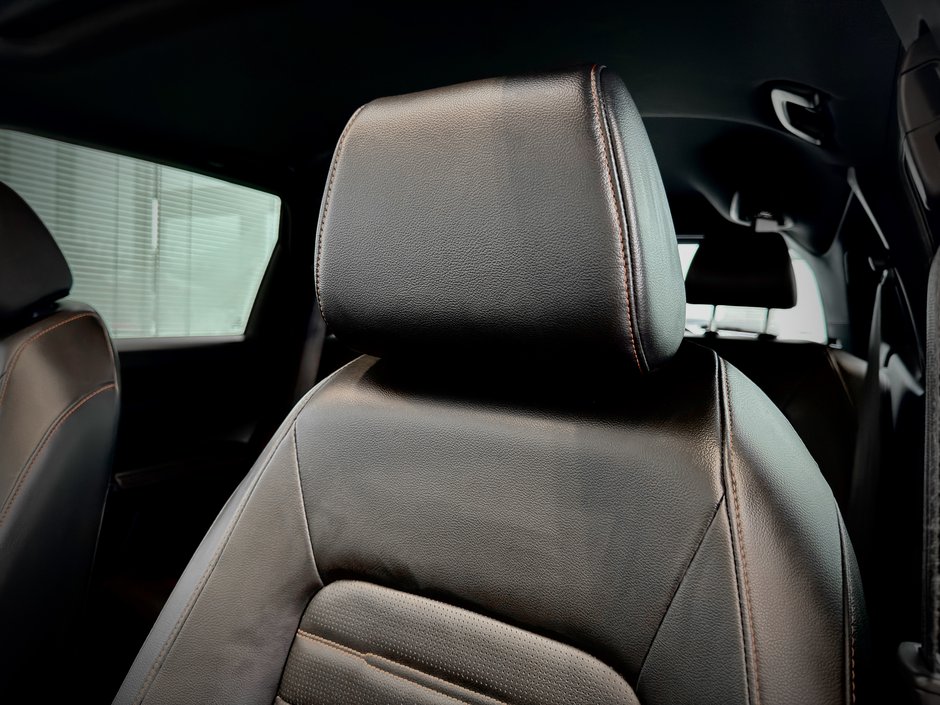 Honda CR-V Hybrid Touring 2023-19