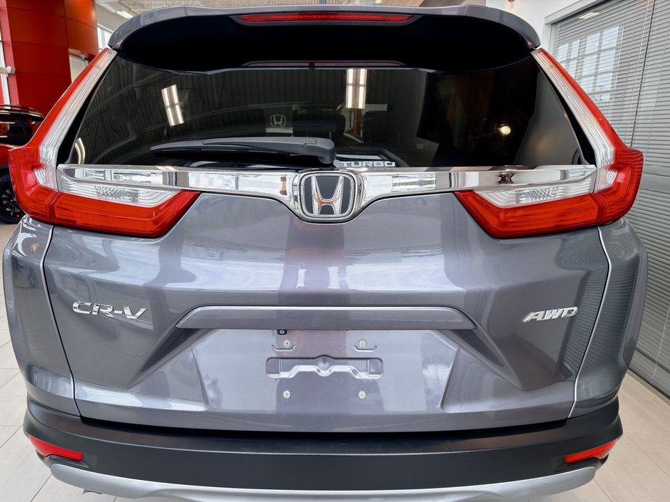 Honda CR-V LX 4WD  2017-9