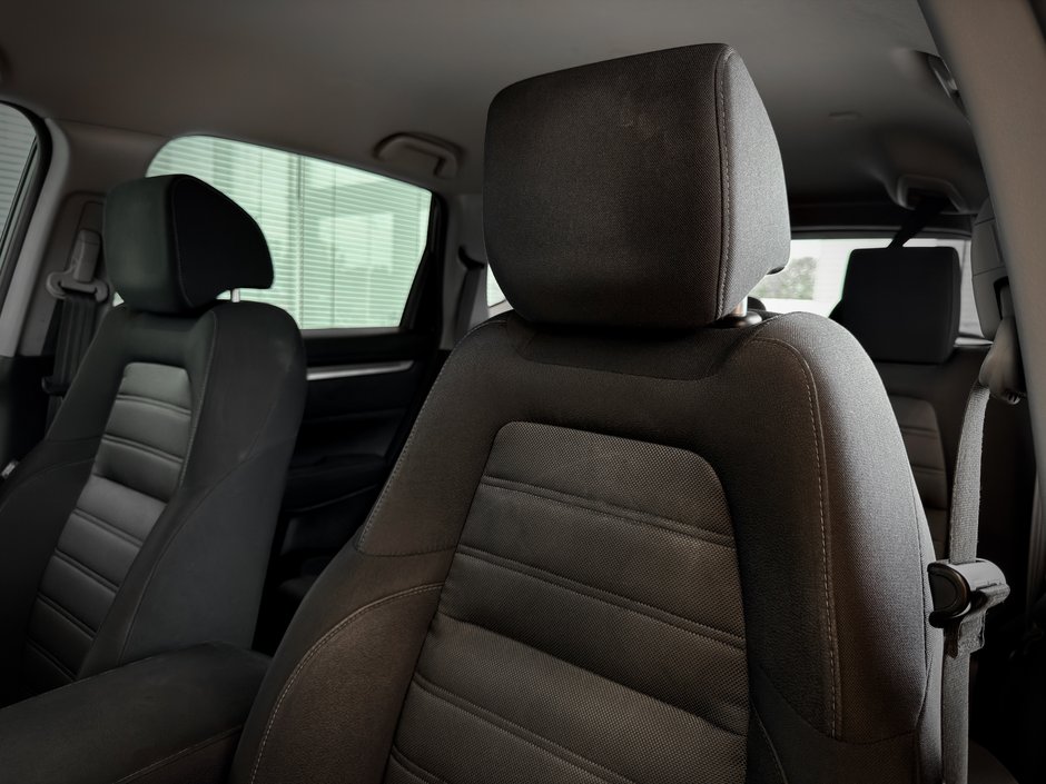 Honda CR-V LX 4WD  2017-16