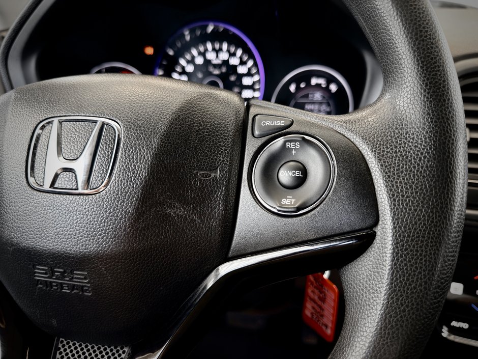 2016 Honda HR-V LX AWD-21