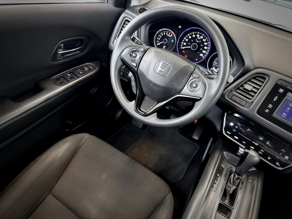 2016 Honda HR-V LX AWD-16