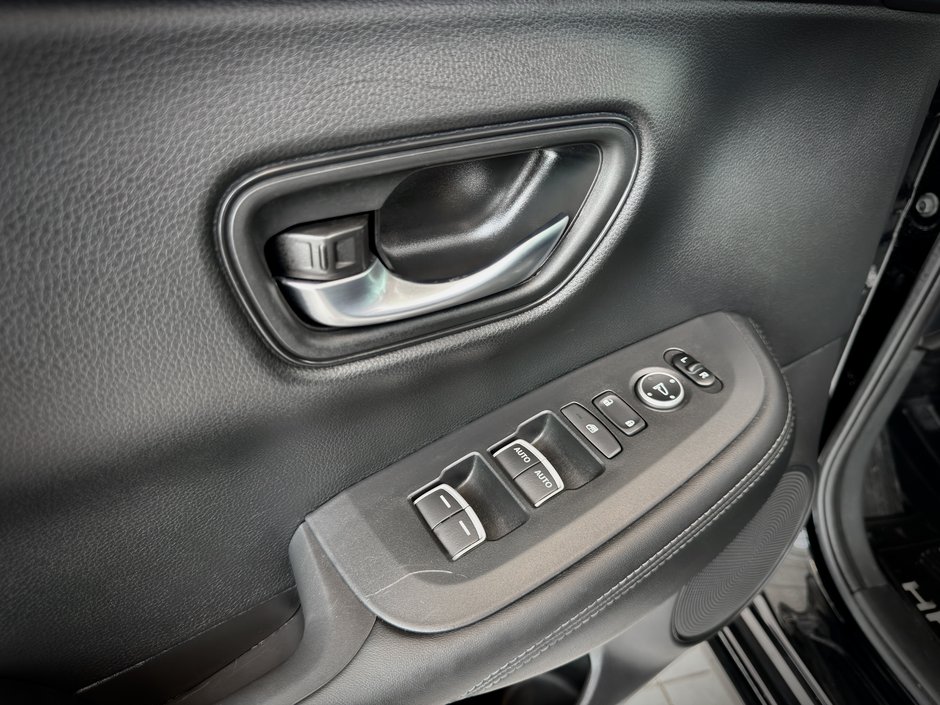 Honda HR-V EX-L Navi 2023-31