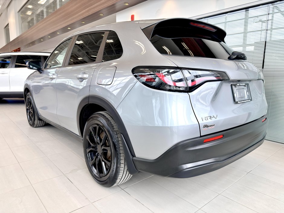 2025 Honda HR-V LX-10