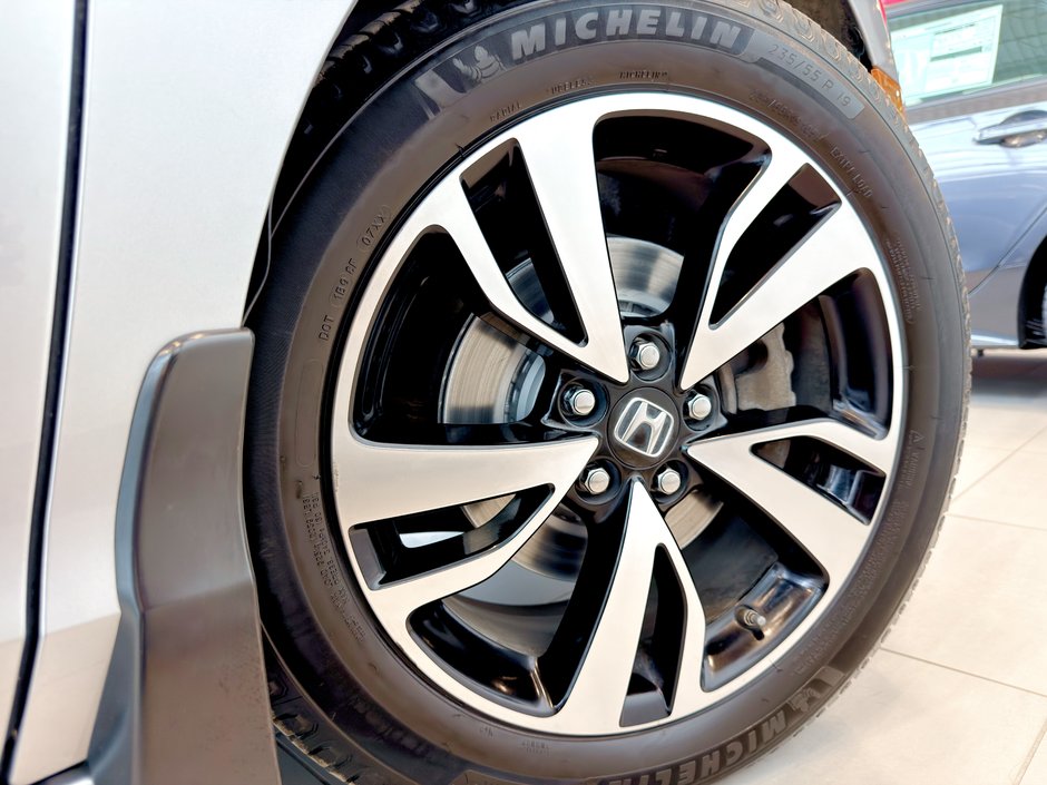 Honda Odyssey Touring 2019-17