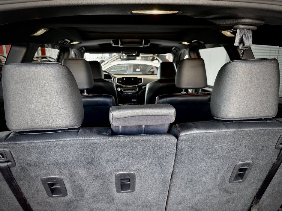 Honda Pilot Black Edition 2019-12