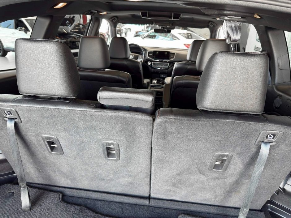 Honda Pilot Black Edition 2022-18