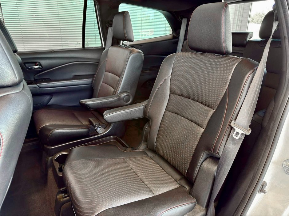 Honda Pilot Black Edition 2022-16