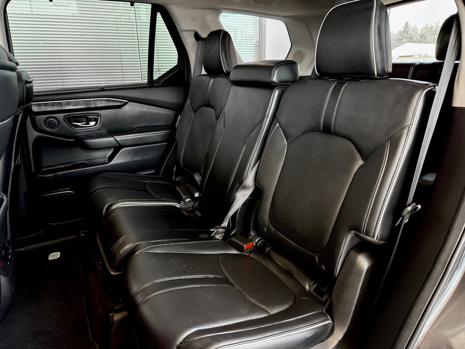 2025 Honda Pilot Touring-18