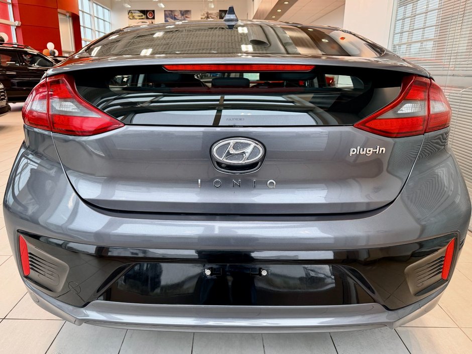 2019 Hyundai Ioniq Preferred Plug IN-9