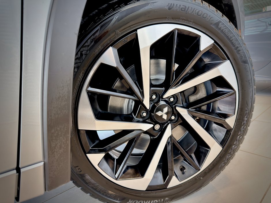 2023 Mitsubishi Outlander GT PREMIUM-15