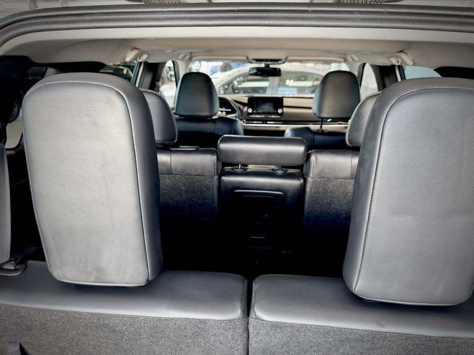 2023 Mitsubishi Outlander GT PREMIUM-12