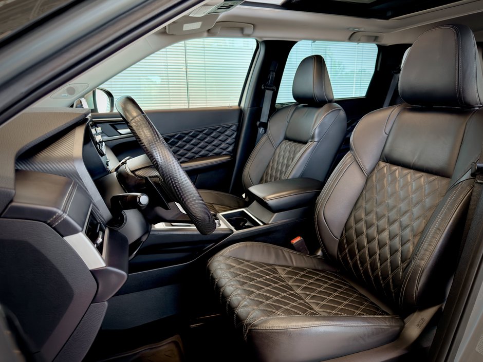 2023 Mitsubishi Outlander GT PREMIUM-20