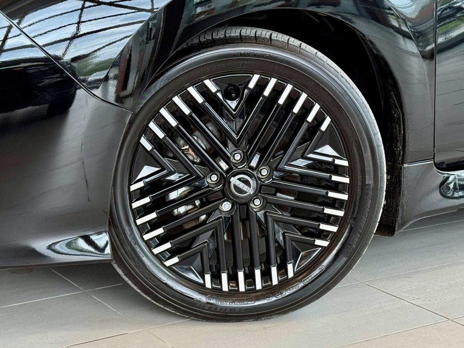 2023 Nissan Leaf SV-11