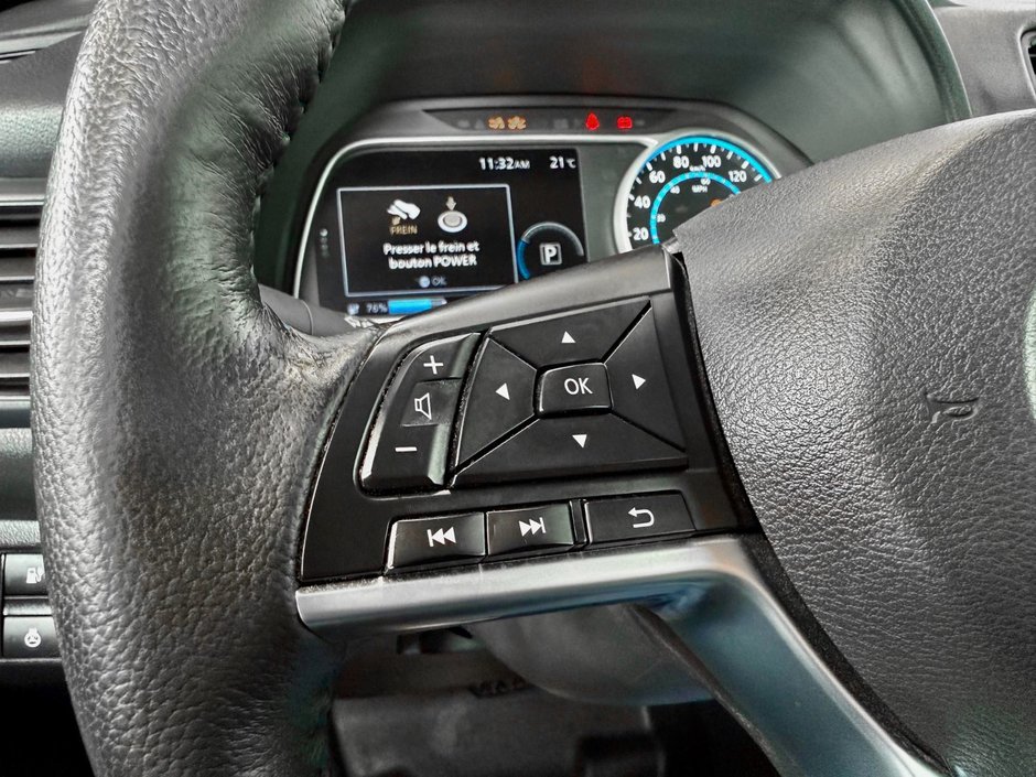 2023 Nissan Leaf SV-18