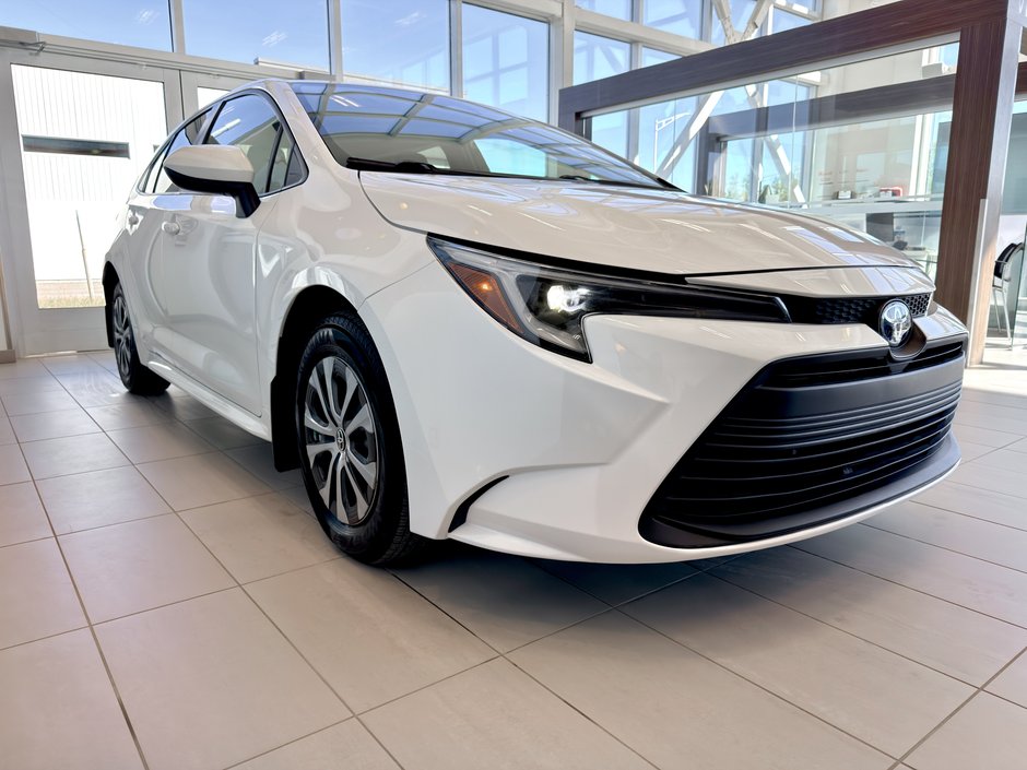 Toyota Corolla LE LE HYBRID 2023-7