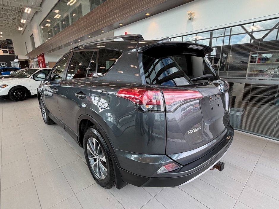 Toyota RAV4 Hybrid EXL 2017-3