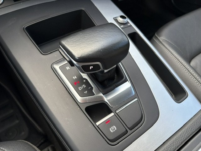 Audi Q5 KOMFORT 2021-4