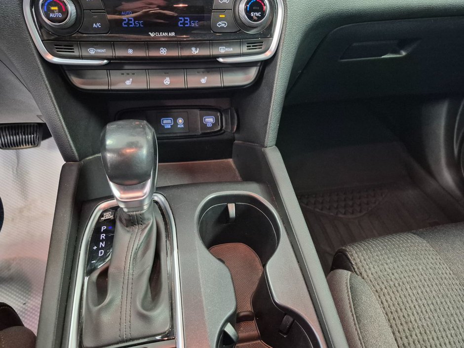 2019 Hyundai SANTA FE PREFERRED-16