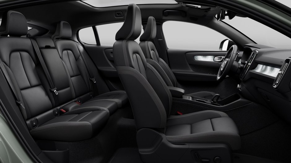 Volvo C40 Recharge Pure Electric Plus 2024-10