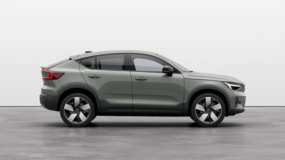 Volvo C40 Recharge Pure Electric Plus 2024-4