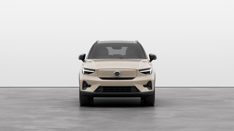 Volvo EX40 Plus 2025-2