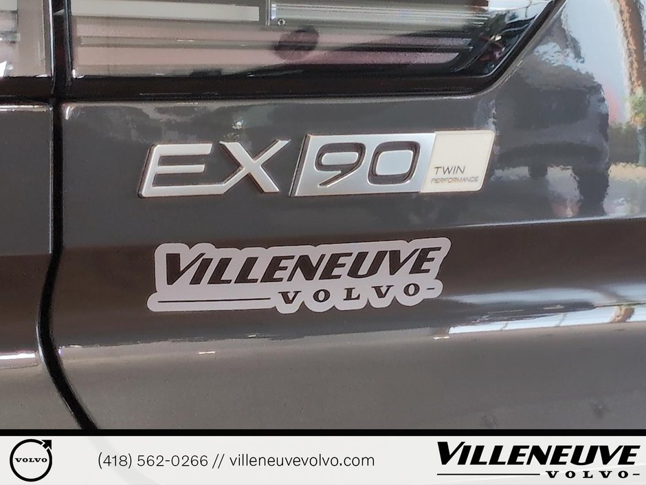 Volvo EX90 Ultra 2025-13