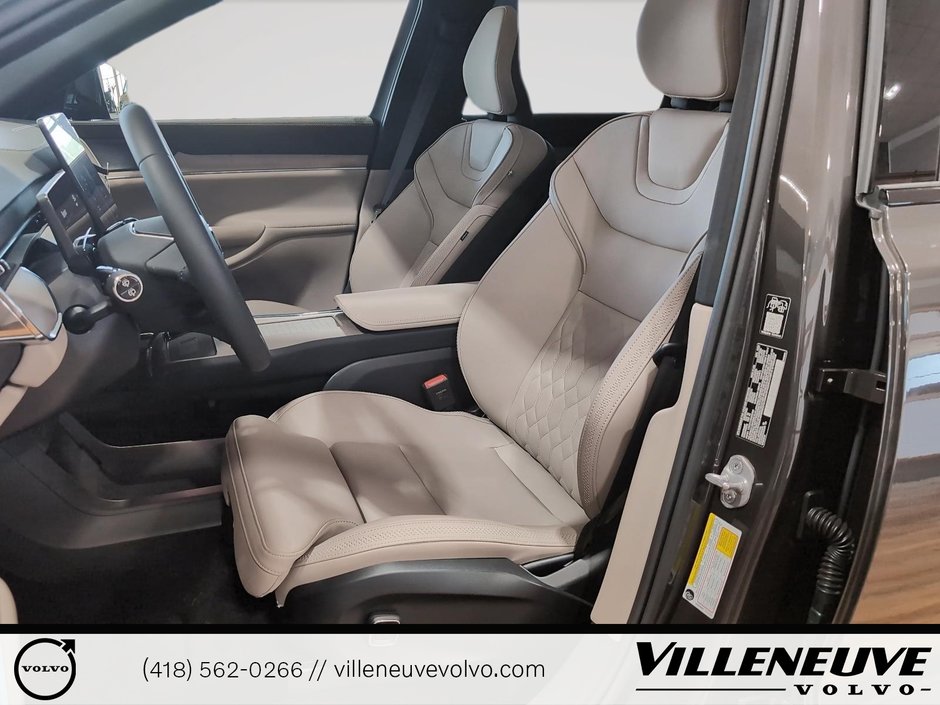 Volvo EX90 Ultra 2025-8
