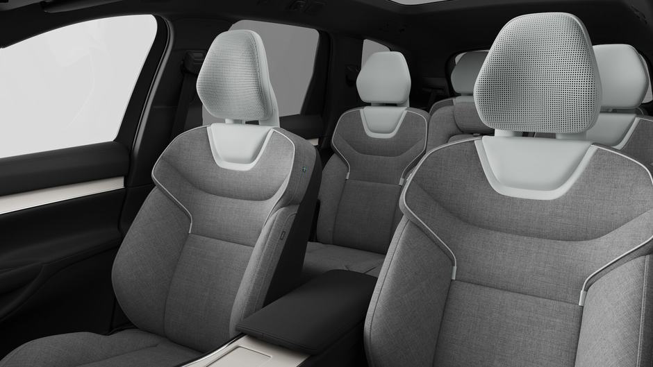 2025 Volvo EX90 Ultra-9