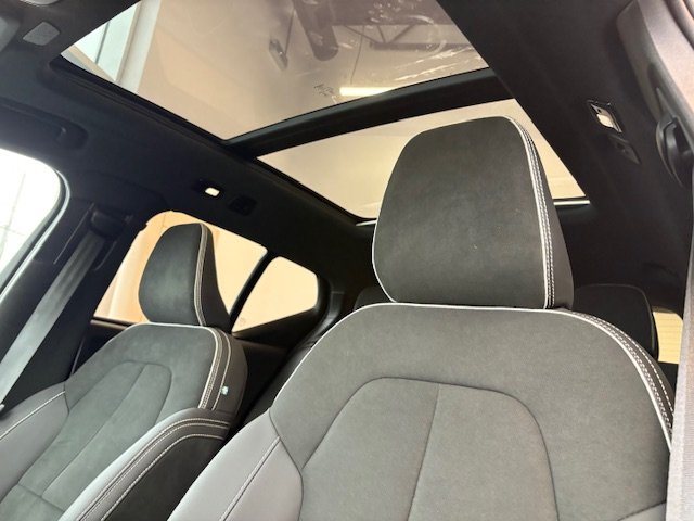 2023 Volvo XC40 RECHARGE PURE ELECTRIC ULTIMATE-13