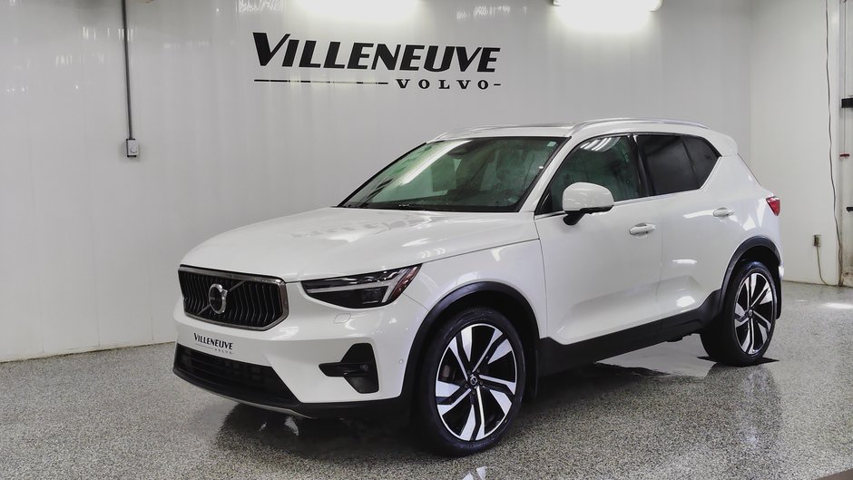 Volvo XC40 ULTIMATE BRIGHT THEME 2023-0