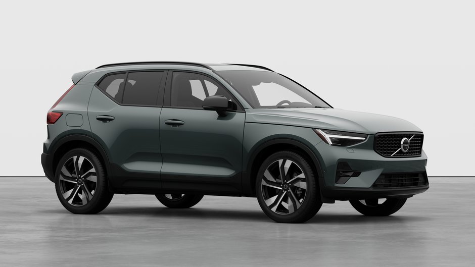 Volvo XC40 Ultra Dark Theme 2026-2