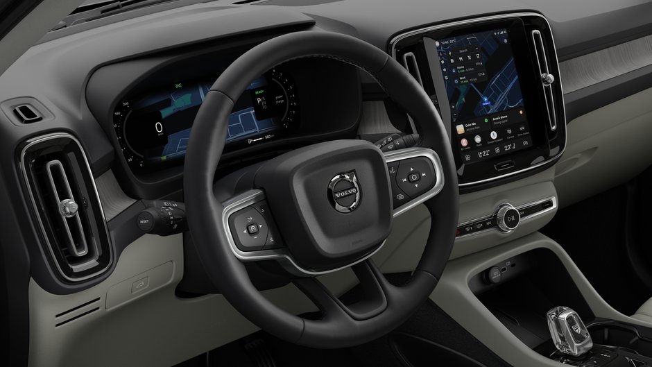 Volvo XC40 Plus Dark Theme 2026-13
