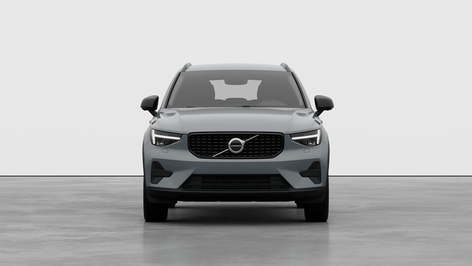2026 Volvo XC40 Core Dark Theme-4
