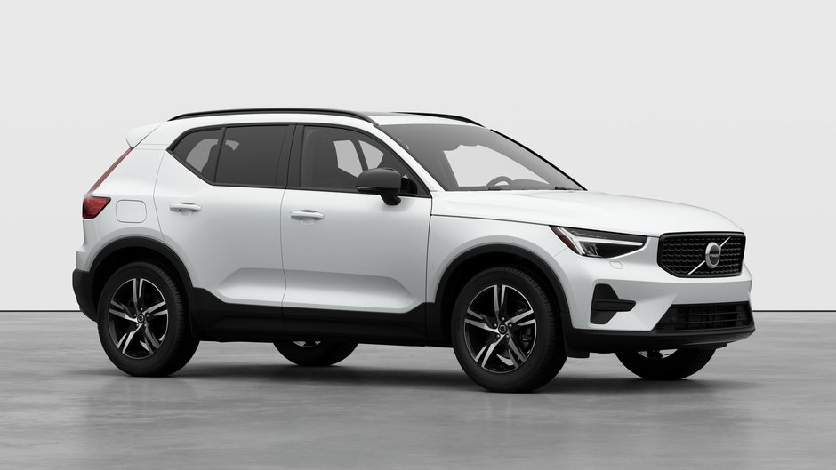 Volvo XC40 Core Dark Theme 2026-2