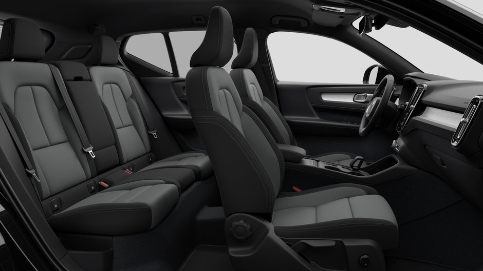 Volvo XC40 Core Dark Theme 2026-12