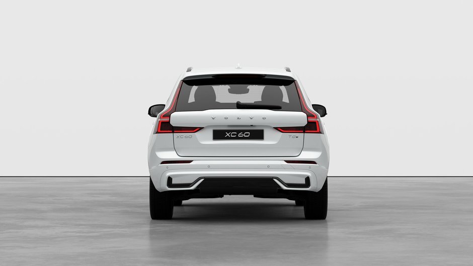 Volvo XC60 Plug-in Hybrid Core Dark Theme 2026-5