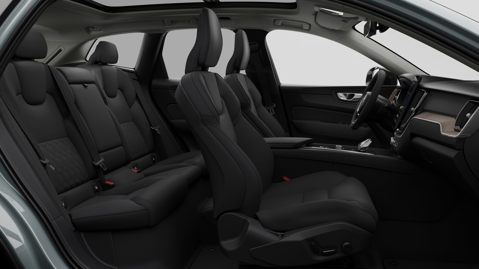Volvo XC60 Plug-in Hybrid Core Dark Theme 2026-12