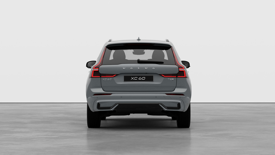Volvo XC60 Plug-in Hybrid Core Dark Theme 2026-5