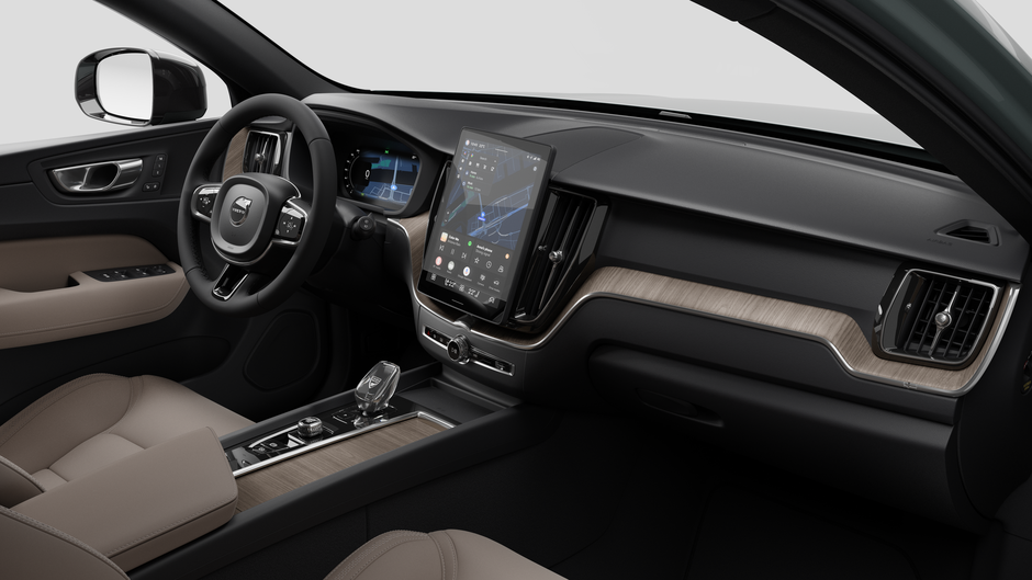 Volvo XC60 Plug-in Hybrid Plus Dark Theme 2026-9